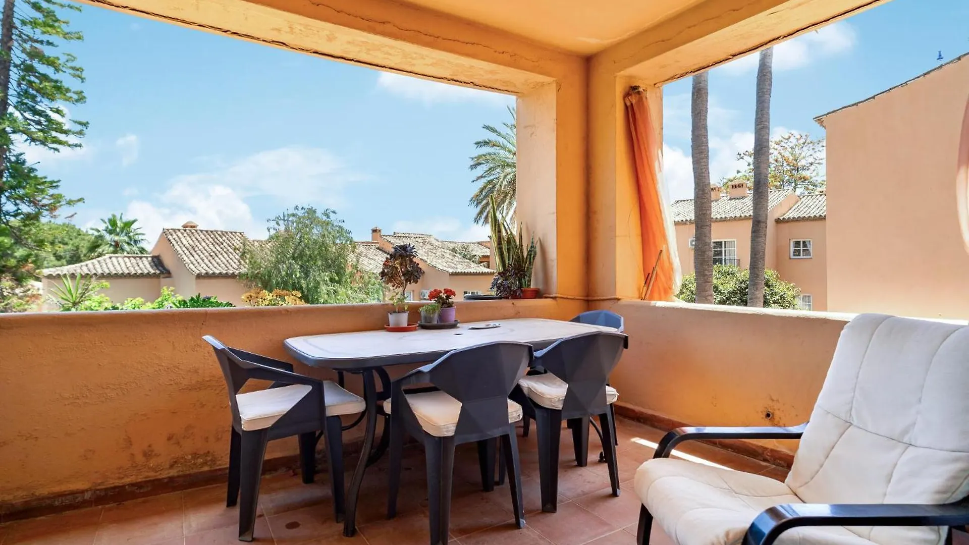 Nice Apartment In Mijas With Kitchen